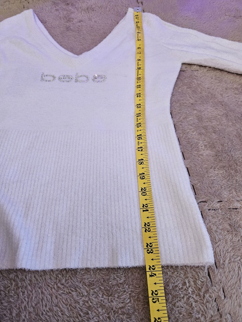 bebe Off-Shoulder White Rhinestone Logo Sweater Sz L - Picture 7 of 11